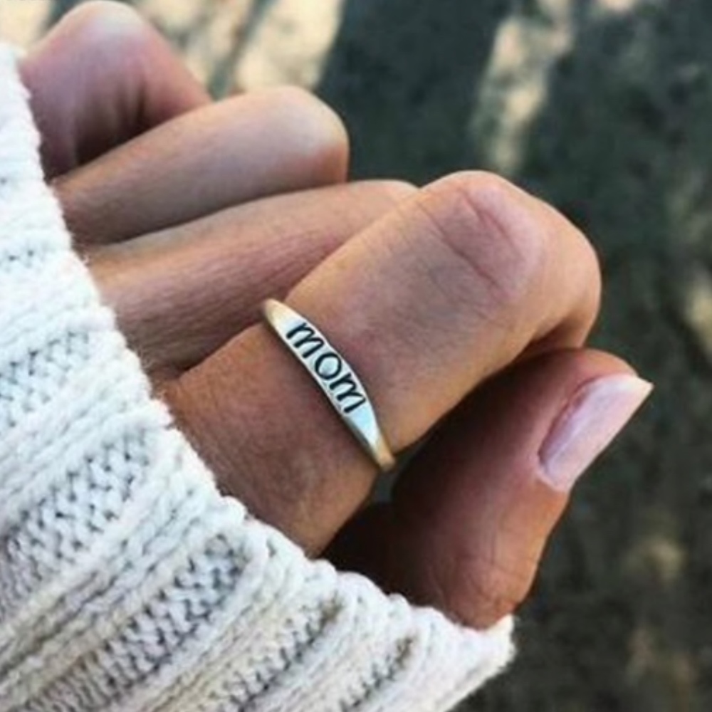 MOM Ring Silver Color Vintage Look